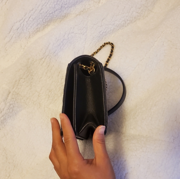 Chanel chevron crossbody - Picture 10 of 15